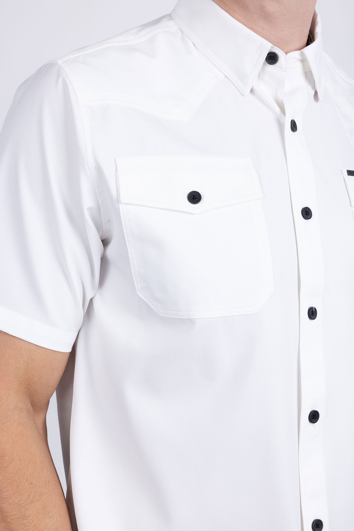 Barabas Men's Western Casual Solid Stretch Short Sleeve Shirt 5SST10 White