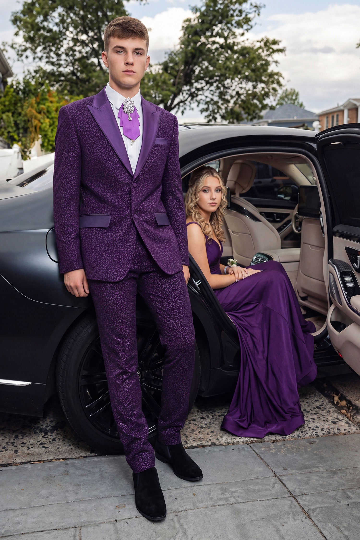 Barabas Men's Cheetah Geometric Pattern Peak Lapel Suit 5SU33 Purple