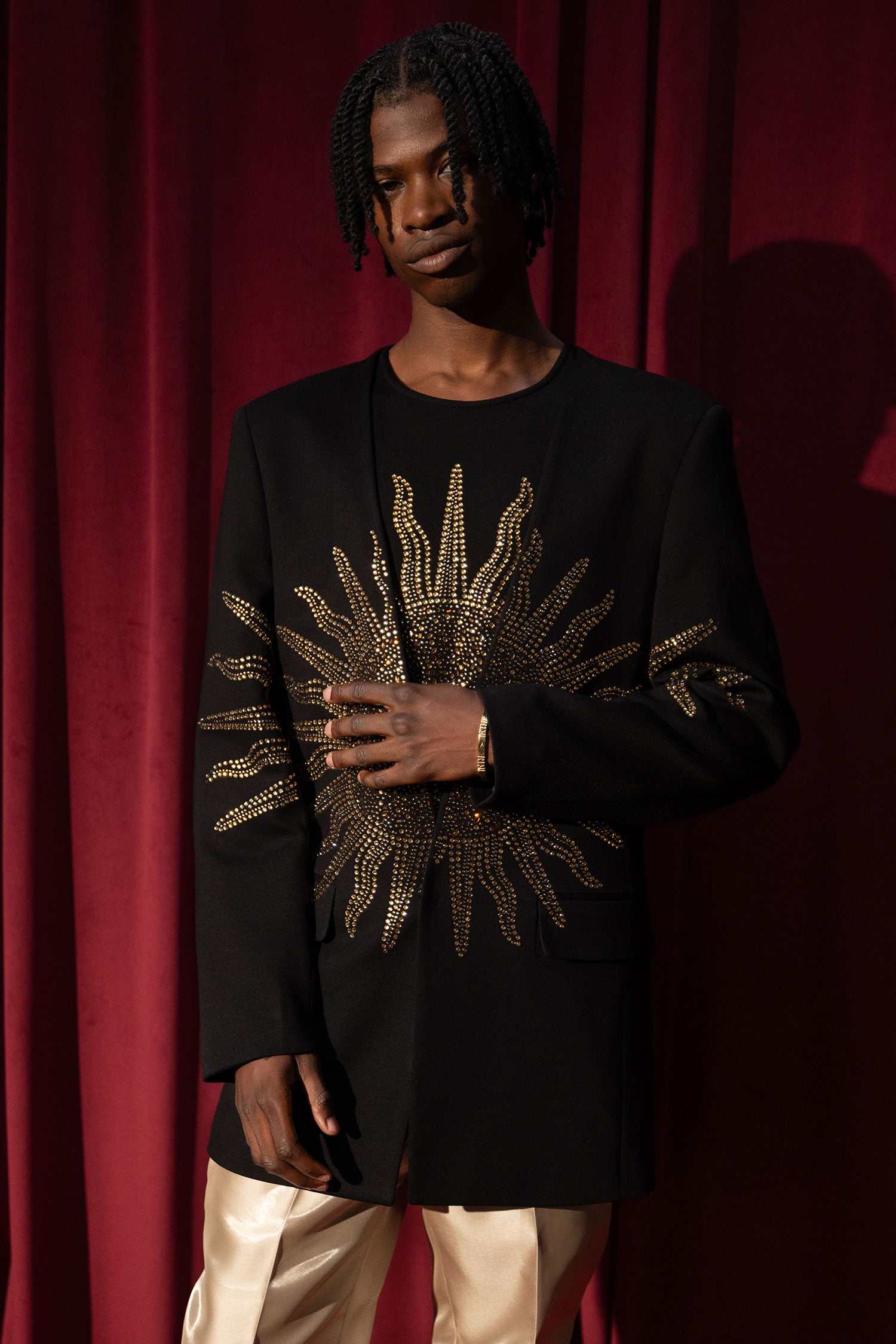 Barabas Men's Rhinestones Sun Rays Collarless Casual Blazer 6EBL03 Black Gold