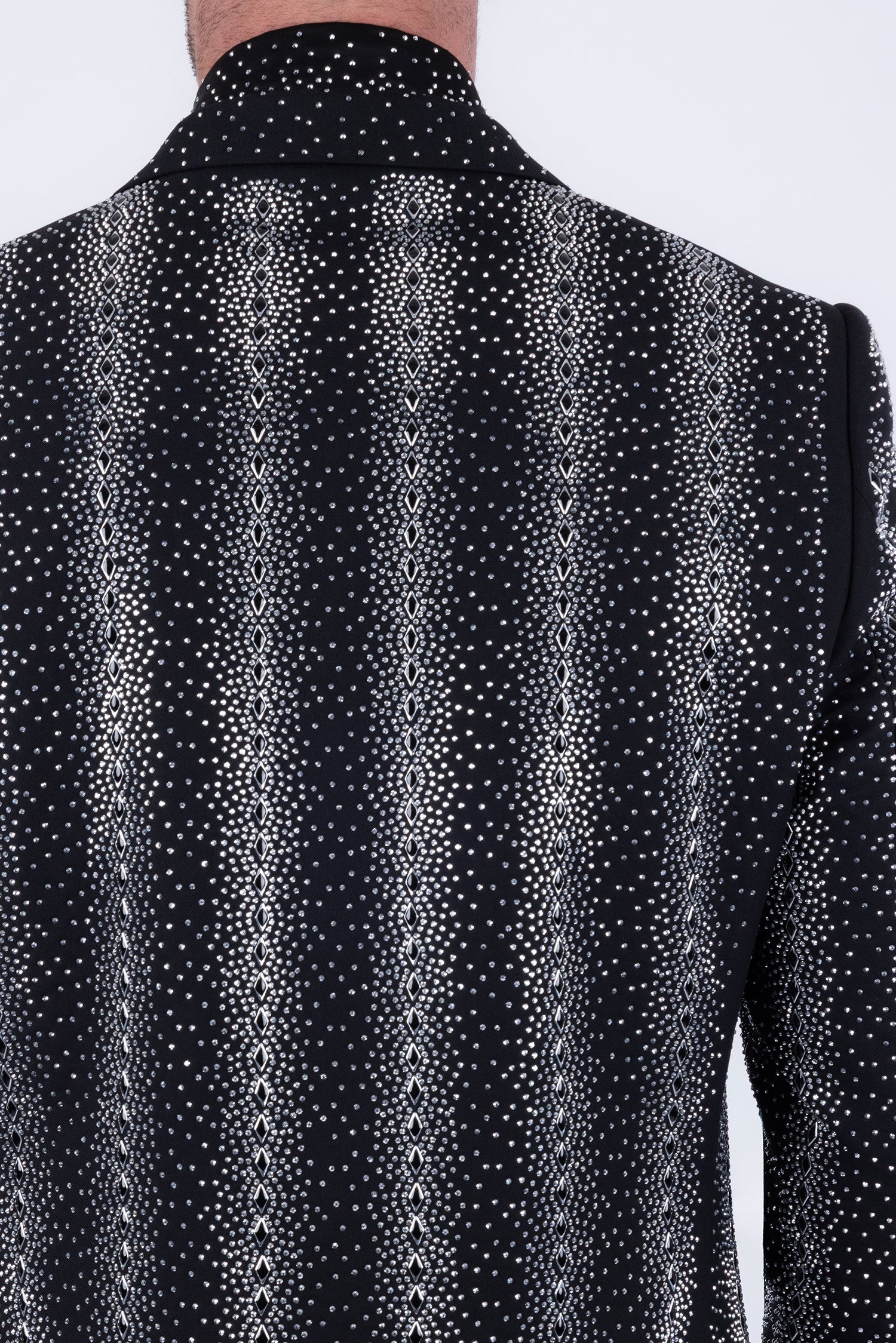 Barabas Men's Rhinestone Geometric Peak Lapel Suit 6ESU12 Black