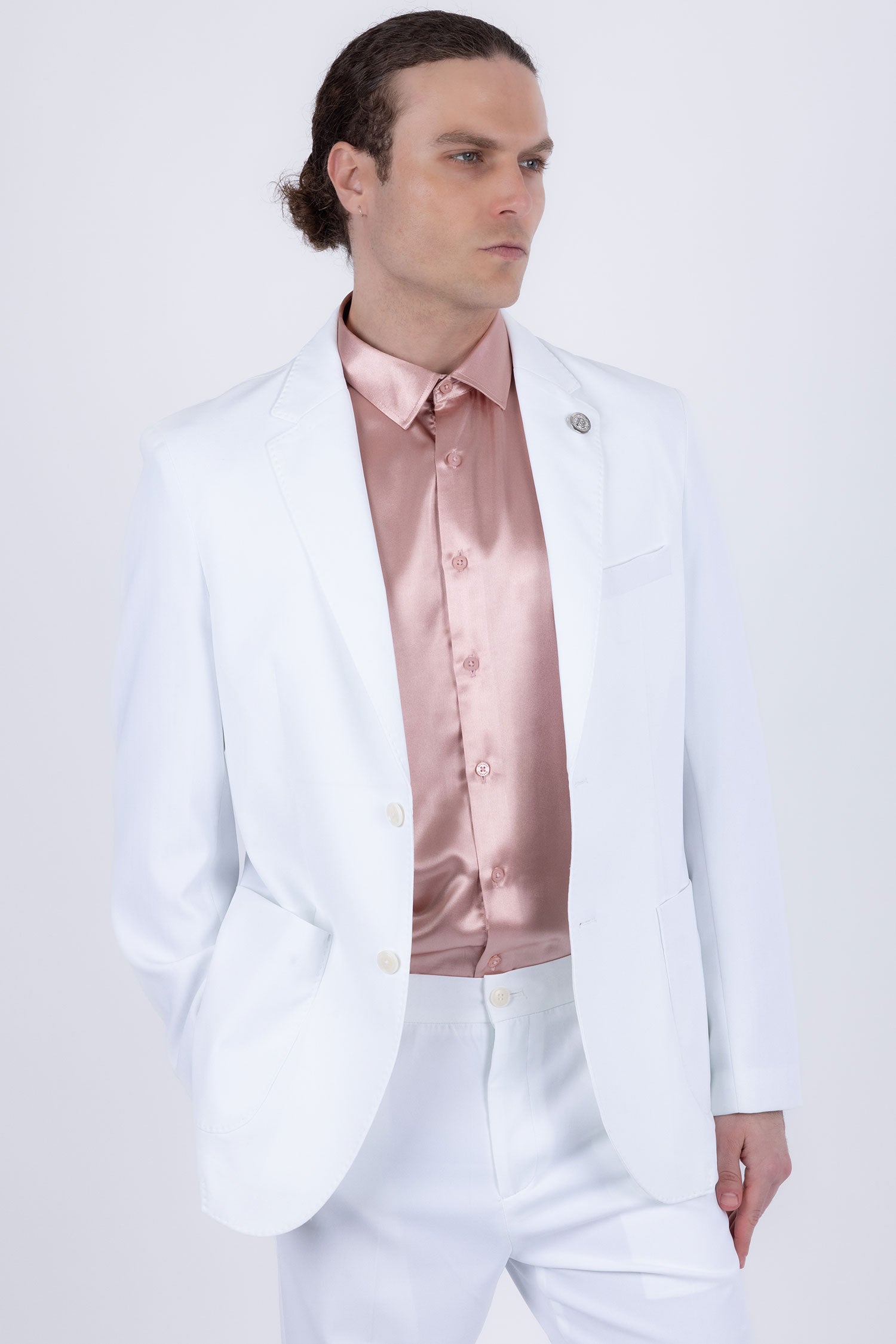 Barabas Men's Smooth Matte Performance Notch Lapel Suit 6SU07 White