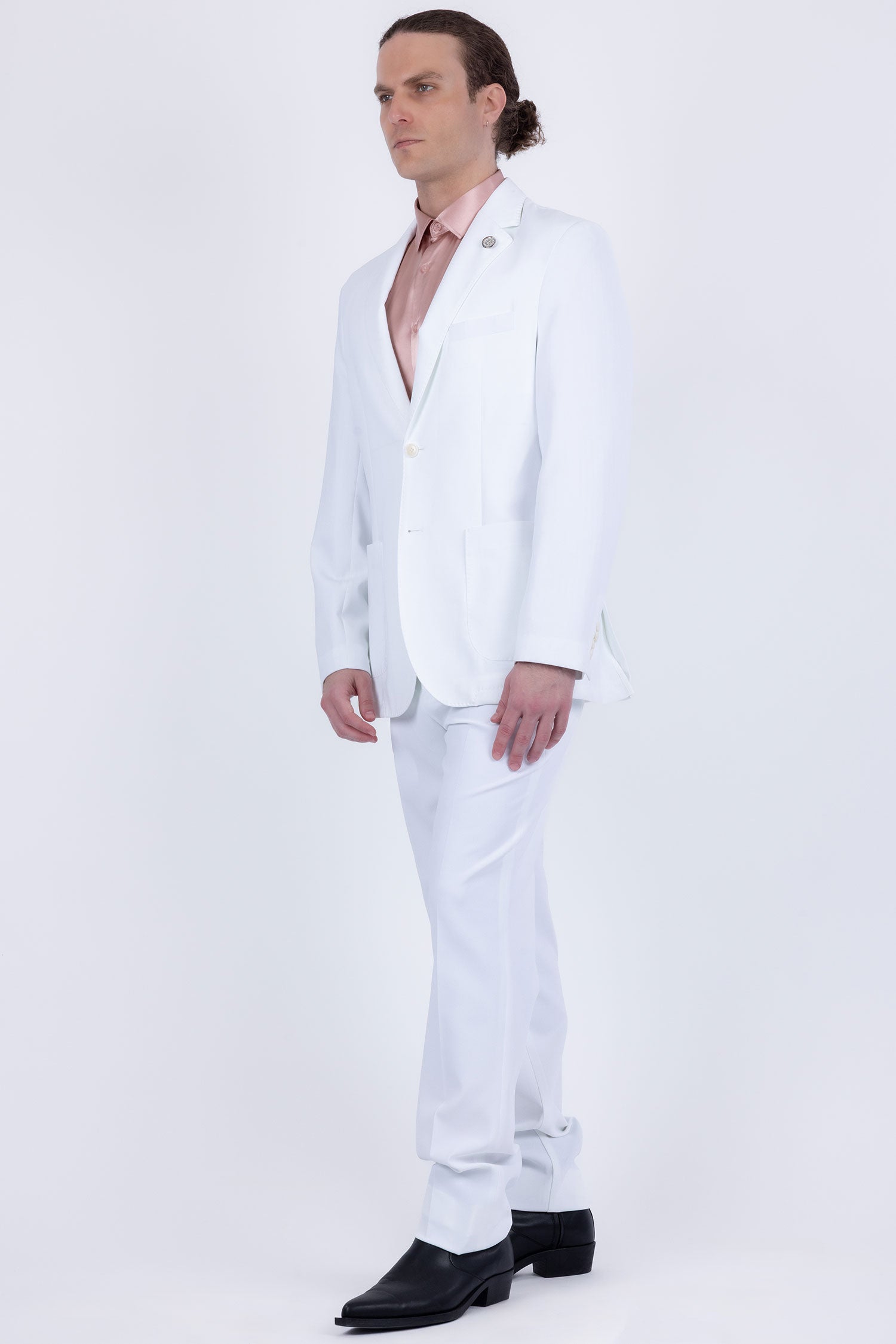 Barabas Men's Smooth Matte Performance Notch Lapel Suit 6SU07 White