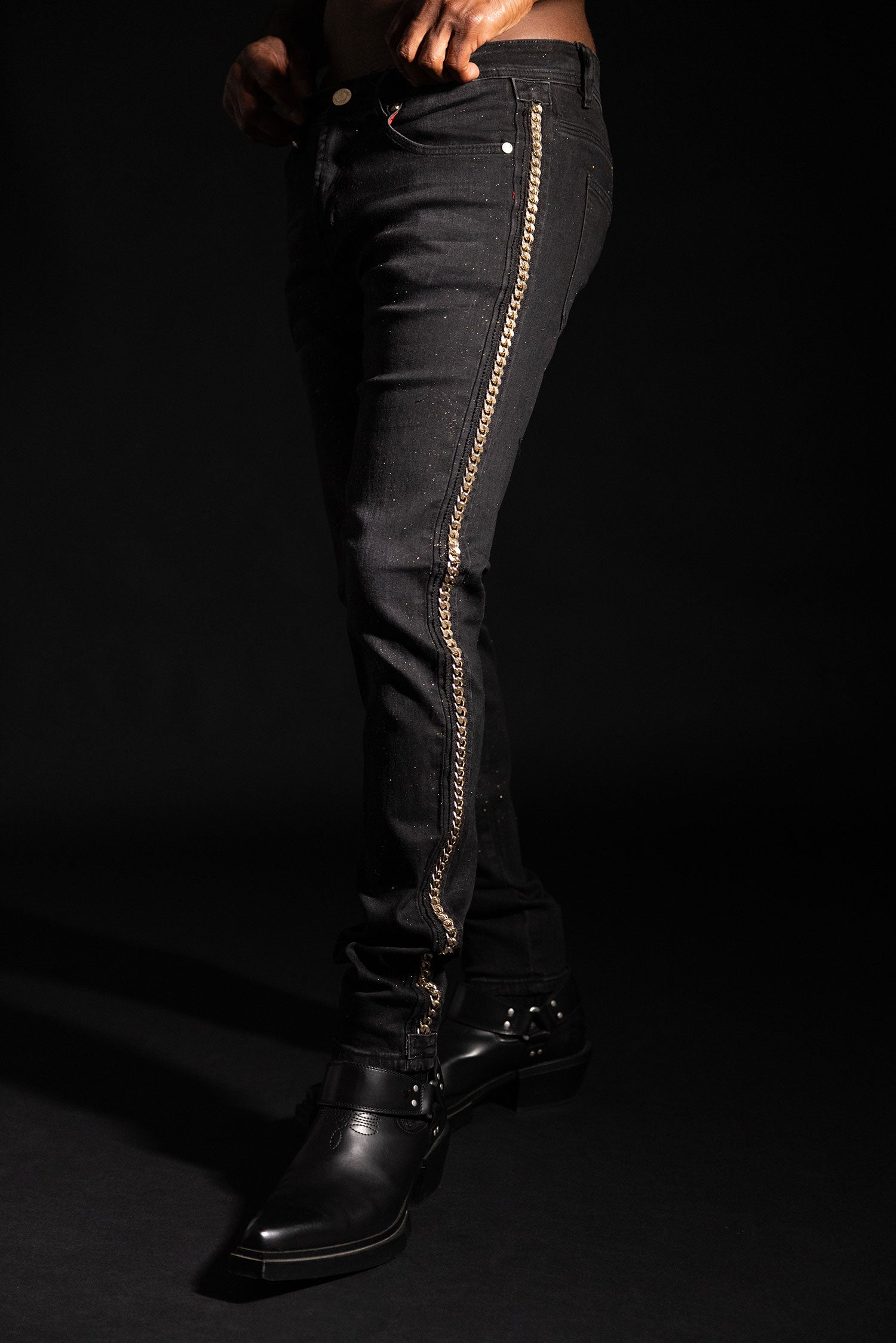 BARABAS Men's Sparkly Glittery Chain Design Denim Jeans SN8855 Black Gold