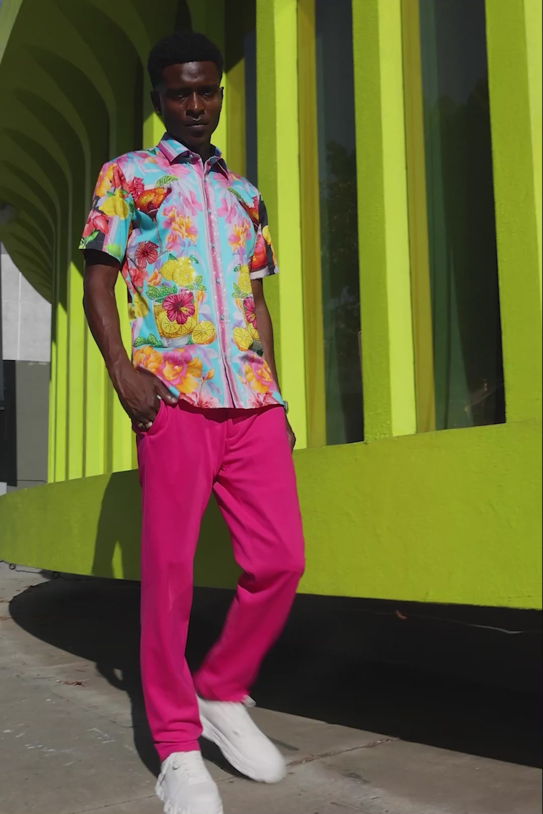 Barabas Men's Rhinestone Cocktails Floral Short-Sleeve Shirt 6SSR06 Pink