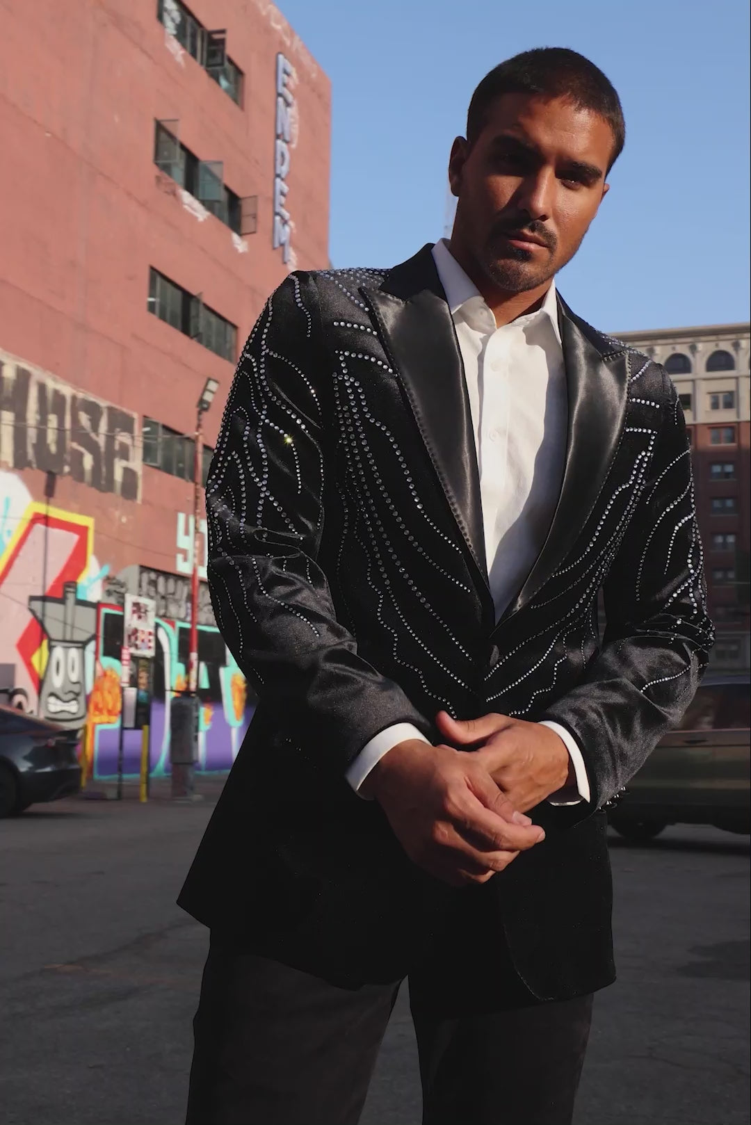 Barabas Men's Velvet Rhinestones Design Peak Lapel Blazer 5BL20 Black Silver