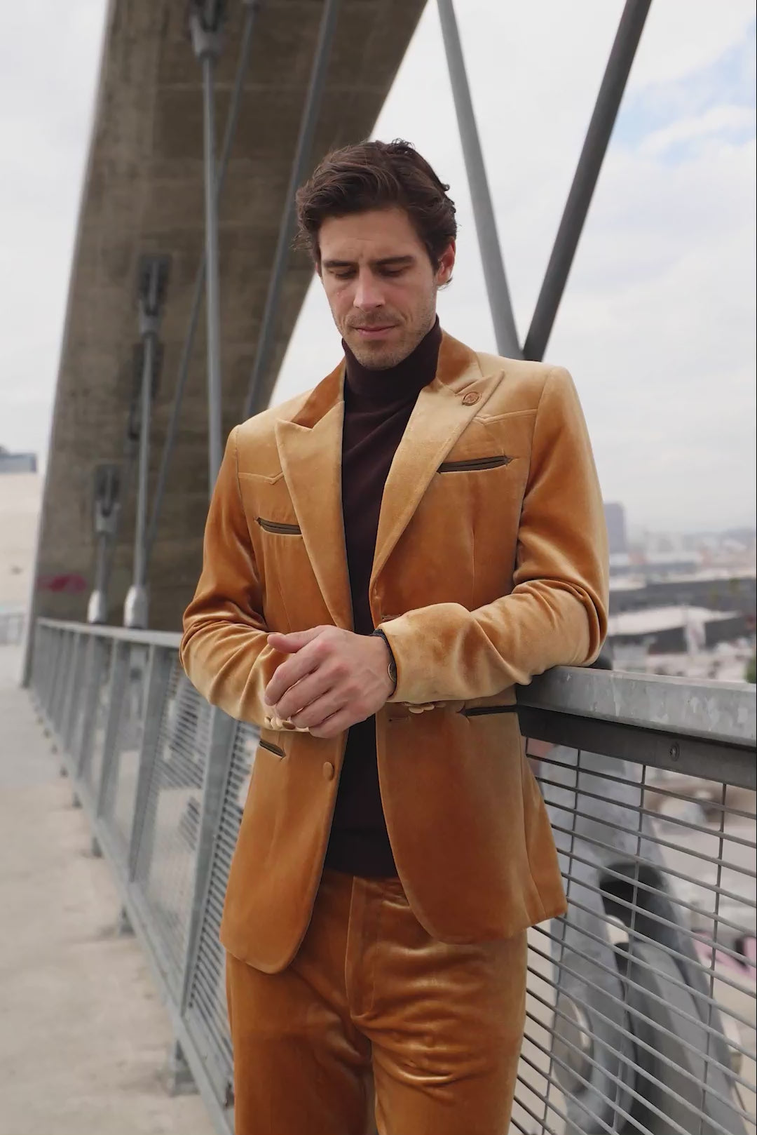 Barabas Men's Velvet Luxury Formal Wear Peak Lapel Suit 5SU51 Mustard