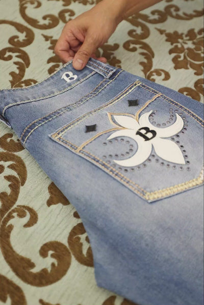 Men's Western Fleur-De-Lis "B' Straight-Fit Jeans | BARABAS 6WD02 Light Blue